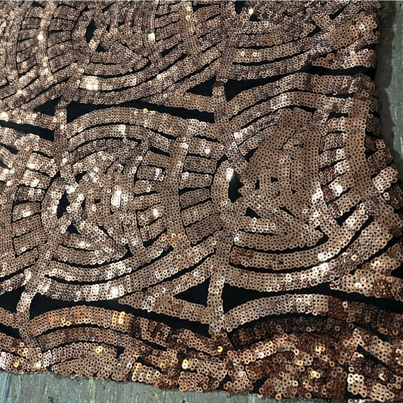S.C.Society Rose Gold Sequin With Black Under Lay Womens Sz Large - Picture 3 of 7